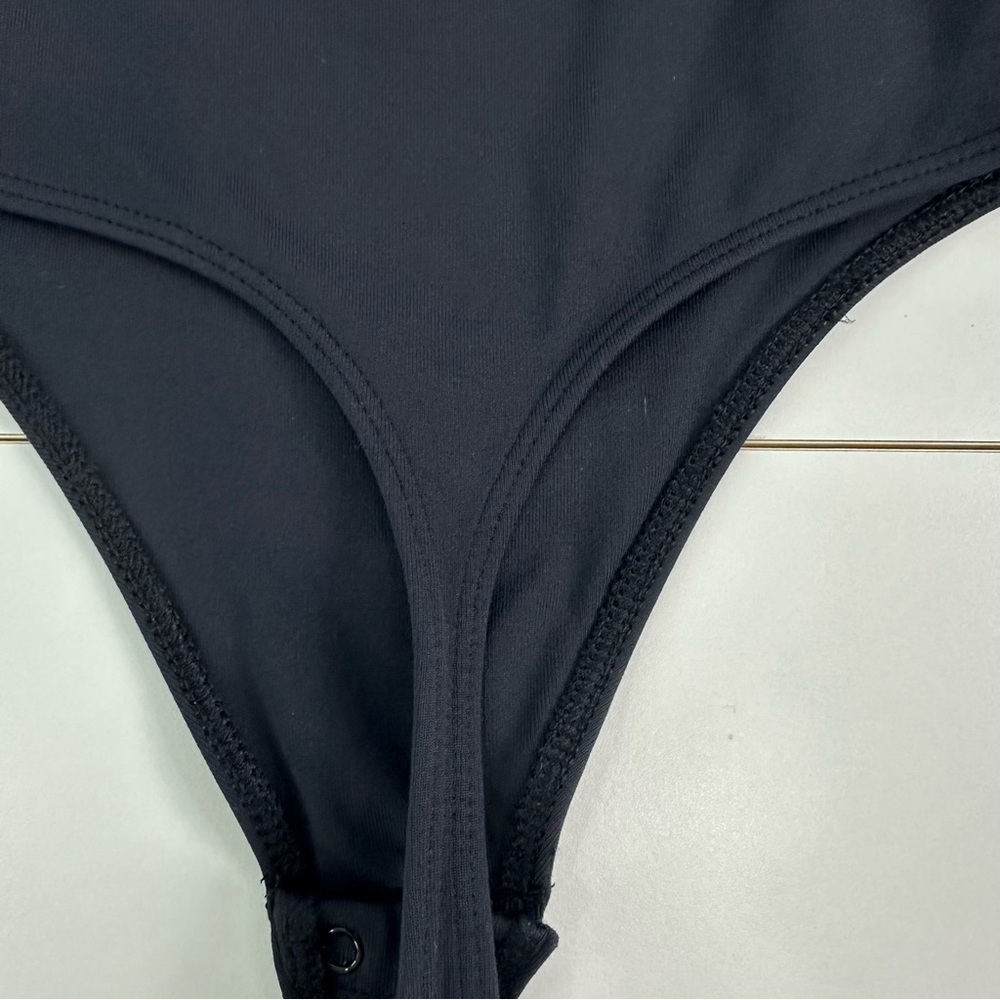 Aritzia Babaton Black Long Sleeve Bodysuit with Square Neckline Size 2XS (XXS) - Picture 8 of 16